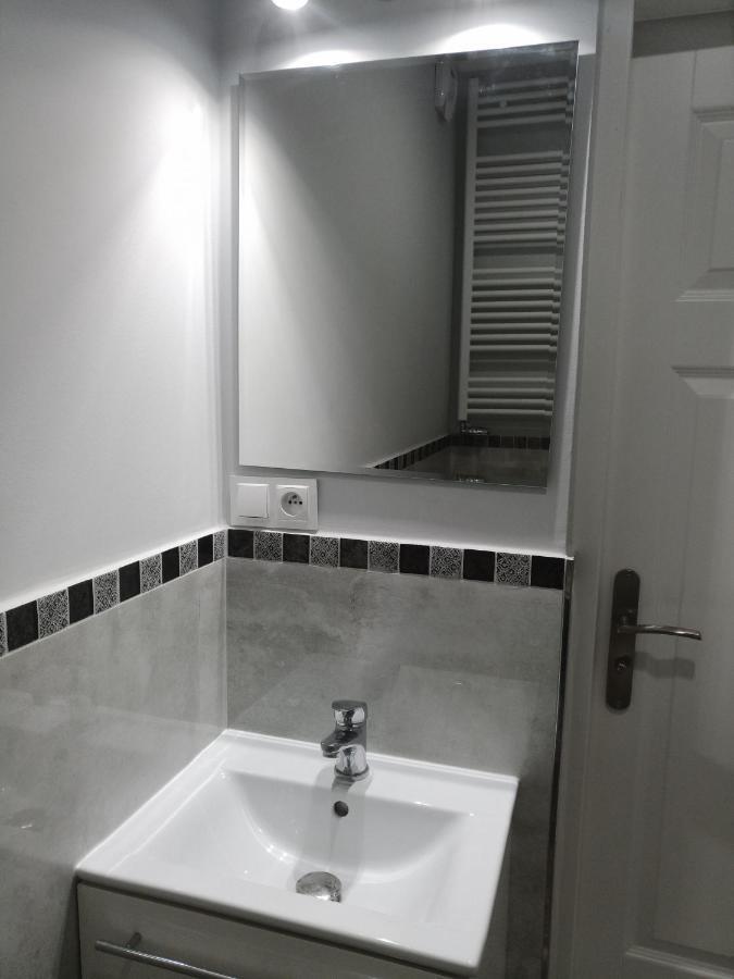 Studio Jutrzenka Z Lazienka By Apartamenty Na Dni Breslavia Esterno foto